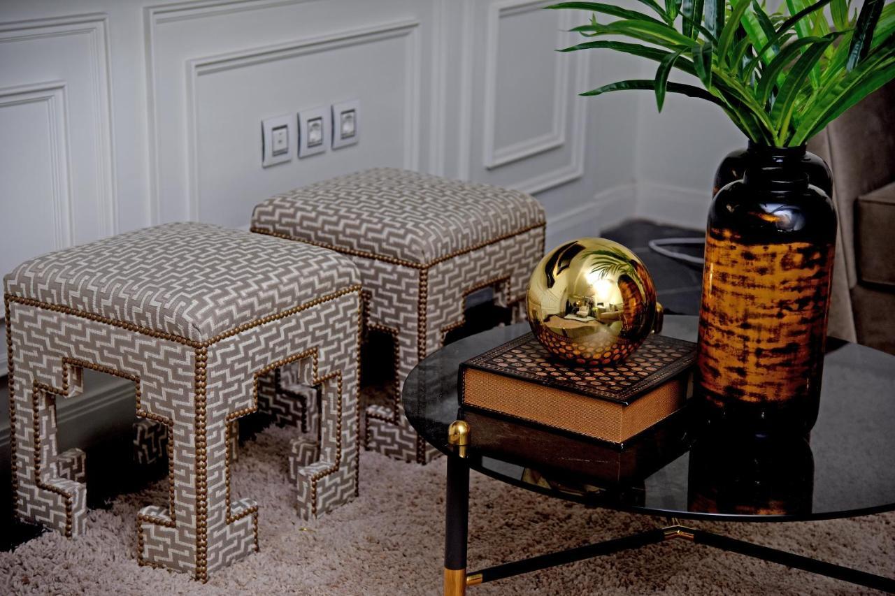 Versace Tower Luxury Suites - Downtown Beirut Eksteriør bilde